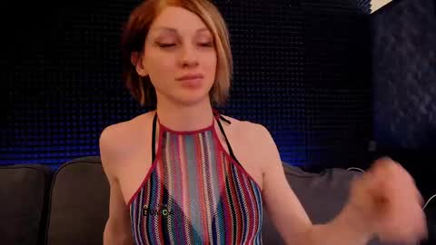 Snapshot of hardy_green chatting on 05/10/26, 11:04 Miss Hardy online show from 05/10/26, 11:04