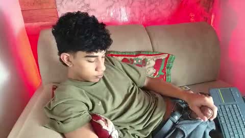 Snapshot of haresandpame_mds chatting on 01/14/26, 02:12 Hares online show from 01/14/26, 02:12