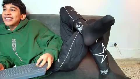 Snapshot of haresandpame_mds chatting on 03/11/26, 01:39 Hares online show from 03/11/26, 01:39