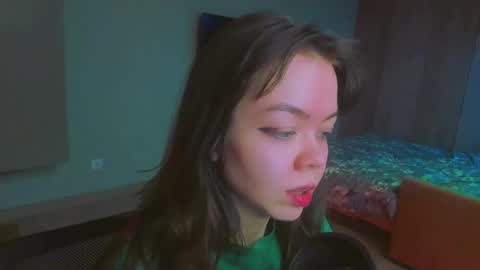 Snapshot of haribo_asmr chatting on 01/12/25, 11:39 Miss Hari online show from 01/12/25, 11:39