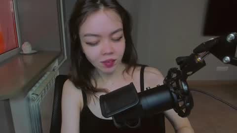 Snapshot of haribo_asmr chatting on 02/20/25, 10:37 Miss Hari online show from 02/20/25, 10:37