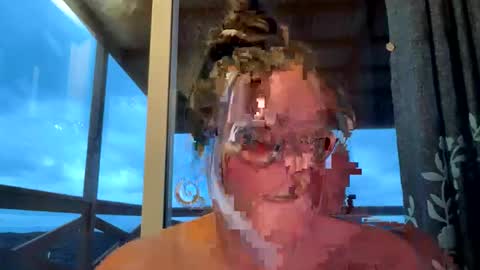 Snapshot of harlequincurve chatting on 04/11/26, 04:28 Fiiona online show from 04/11/26, 04:28