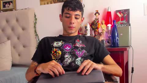 Snapshot of harley_fairy chatting on 02/12/25, 07:13 Harley online show from 02/12/25, 07:13