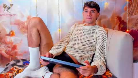 Snapshot of harley_fairy chatting on 01/08/26, 06:32 Harley online show from 01/08/26, 06:32