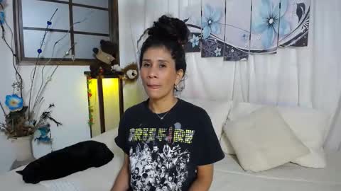 harley_quinns1 online show from 01/13/25, 08:58