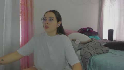 Natii  online show from 05/03/26, 02:01