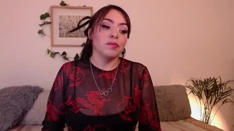 Snapshot of harmonyy01 chatting on 02/08/25, 04:14 Harmony Please help me to reach 100 thumbs up online show from 02/08/25, 04:14