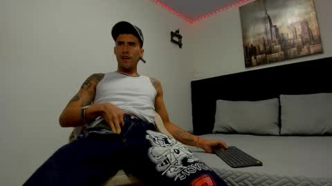 Snapshot of harold_999 chatting on 10/26/25, 04:51 harold_999 online show from 10/26/25, 04:51