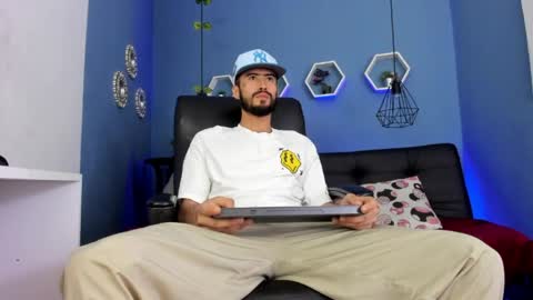 harold_999 online show from 04/29/26, 06:17