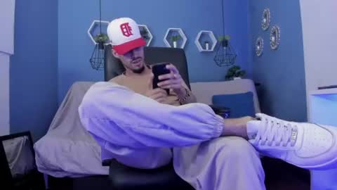 harold_999 online show from 06/26/26, 06:56