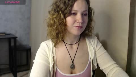 Snapshot of harpersweety chatting on 10/06/25, 06:49 Harper online show from 10/06/25, 06:49