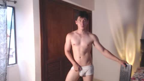 Snapshot of harry_brown2324 chatting on 03/21/26, 10:57 Sebastian online show from 03/21/26, 10:57