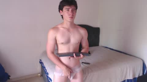 Snapshot of harry_brown2324 chatting on 04/08/26, 07:03 Sebastian online show from 04/08/26, 07:03