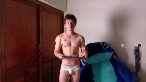 Snapshot of harry_brown2324 chatting on 04/18/26, 10:21 Sebastian online show from 04/18/26, 10:21