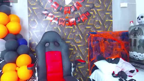 Harry online show from 10/21/25, 08:20