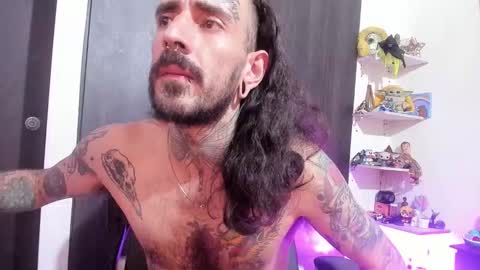 OMAR online show from 11/08/25, 04:23