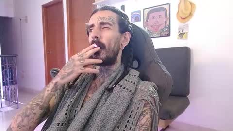 Snapshot of harry_reems_ chatting on 03/09/26, 06:50 OMAR online show from 03/09/26, 06:50