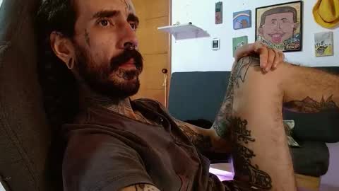 Snapshot of harry_reems_ chatting on 03/10/26, 02:27 OMAR online show from 03/10/26, 02:27