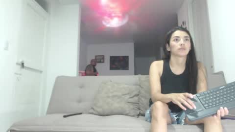 Snapshot of harrycum4you chatting on 07/09/26, 02:26 hannaandharri online show from 07/09/26, 02:26