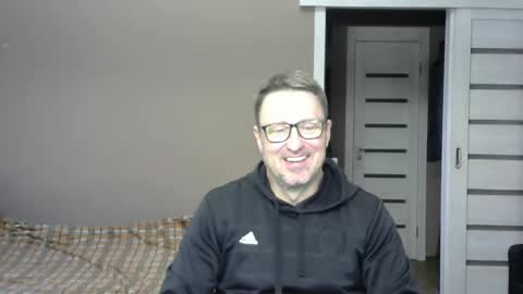 Snapshot of harrysnake chatting on 01/18/25, 10:06 HarrySnake online show from 01/18/25, 10:06