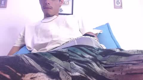 Snapshot of harrythomson1 chatting on 02/18/25, 02:27 harry thomson online show from 02/18/25, 02:27