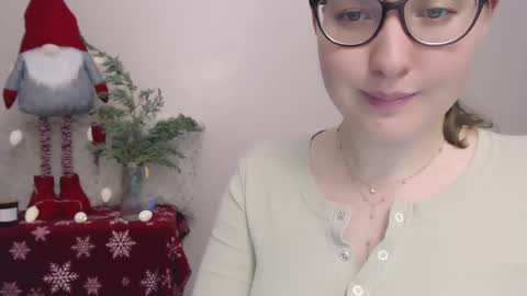 Snapshot of hartfoxx chatting on 01/01/25, 11:40 hartfoxx online show from 01/01/25, 11:40
