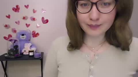 Snapshot of hartfoxx chatting on 02/13/25, 09:49 hartfoxx online show from 02/13/25, 09:49