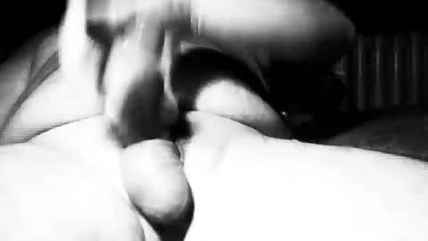 Snapshot of hartmut51 chatting on 11/17/25, 09:42 hartmut51 online show from 11/17/25, 09:42