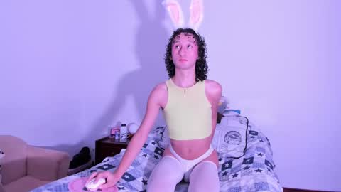 haru online show from 01/18/25, 11:43