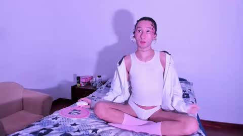 haru online show from 02/02/25, 01:52