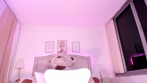 haru online show from 10/26/25, 03:34