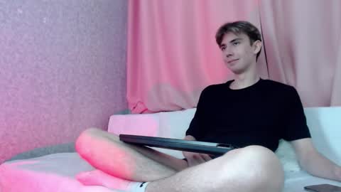 harvey_foster online show from 12/17/25, 03:29