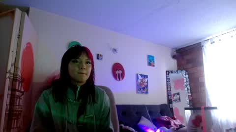 Im Emily and I could be the love of your life    online show from 03/28/26, 08:41