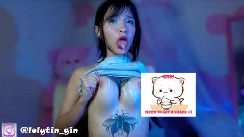 Im Emily and I could be the love of your life    online show from 05/10/26, 12:38