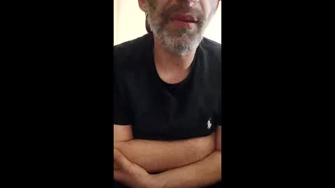 Snapshot of hasanresay1982726303 chatting on 05/31/26, 01:18 hasanresay1982726303 online show from 05/31/26, 01:18