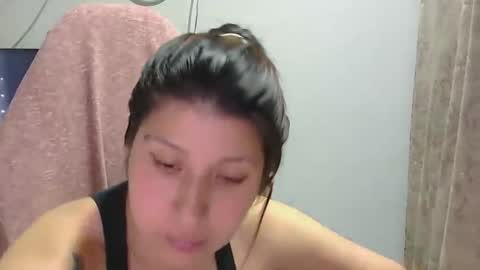 Snapshot of hasley_bbylee chatting on 03/30/26, 01:50 lady online show from 03/30/26, 01:50