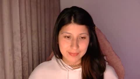 Snapshot of hasley_bbylee chatting on 05/24/26, 07:02 lady online show from 05/24/26, 07:02