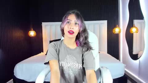 HasleyCarter online show from 11/19/25, 04:23