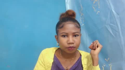 hasleyinah online show from 06/28/26, 06:19