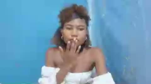 hasleyinah online show from 07/19/26, 07:50