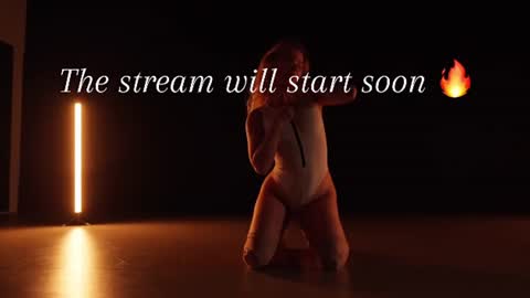 Anna online show from 06/19/26, 11:58