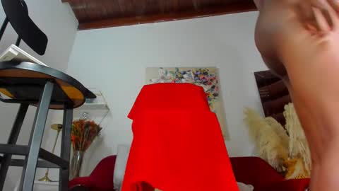 Snapshot of hathor_01 chatting on 11/01/25, 04:25 HATHOR OLD online show from 11/01/25, 04:25