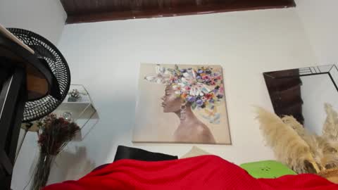 Snapshot of hathor_01 chatting on 11/07/25, 04:01 HATHOR OLD online show from 11/07/25, 04:01