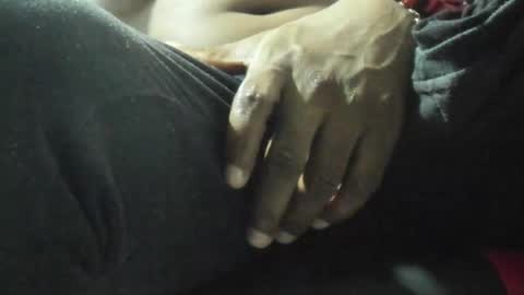 Snapshot of hathor_01 chatting on 11/20/25, 10:48 HATHOR OLD online show from 11/20/25, 10:48