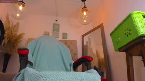 Snapshot of hathor_01 chatting on 11/26/25, 12:55 HATHOR OLD online show from 11/26/25, 12:55