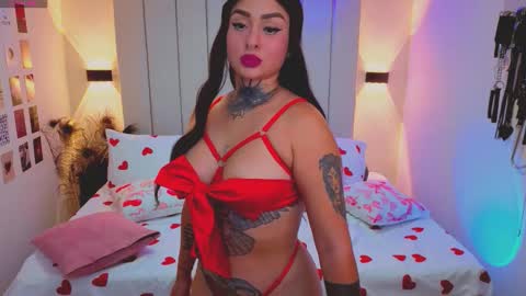 Snapshot of hathor_nore chatting on 09/16/25, 02:34 Alicia online show from 09/16/25, 02:34