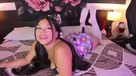 Snapshot of hatsajones chatting on 01/15/26, 04:17 hatsajones online show from 01/15/26, 04:17