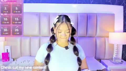 Snapshot of hatsajones chatting on 02/10/26, 04:05 hatsajones online show from 02/10/26, 04:05