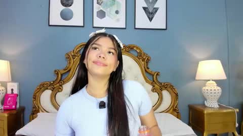 Snapshot of hatsajones chatting on 02/18/26, 04:08 hatsajones online show from 02/18/26, 04:08