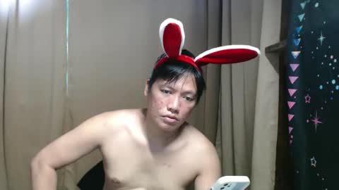 Snapshot of havefun_itsmesoy chatting on 11/15/25, 02:42 robi online show from 11/15/25, 02:42